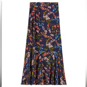 Banana Republic | Midi Wrap Skirt Navy Floral